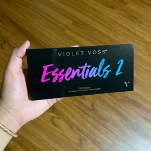Violet Voss Essentials 2 Eyeshadow Palette